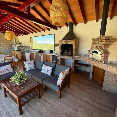 Nyaraló Complejo Rural Cachos